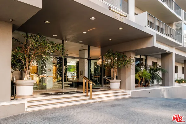 $5,500 | 10450 Wilshire Boulevard, Unit 2G, Los Angeles, CA 90024