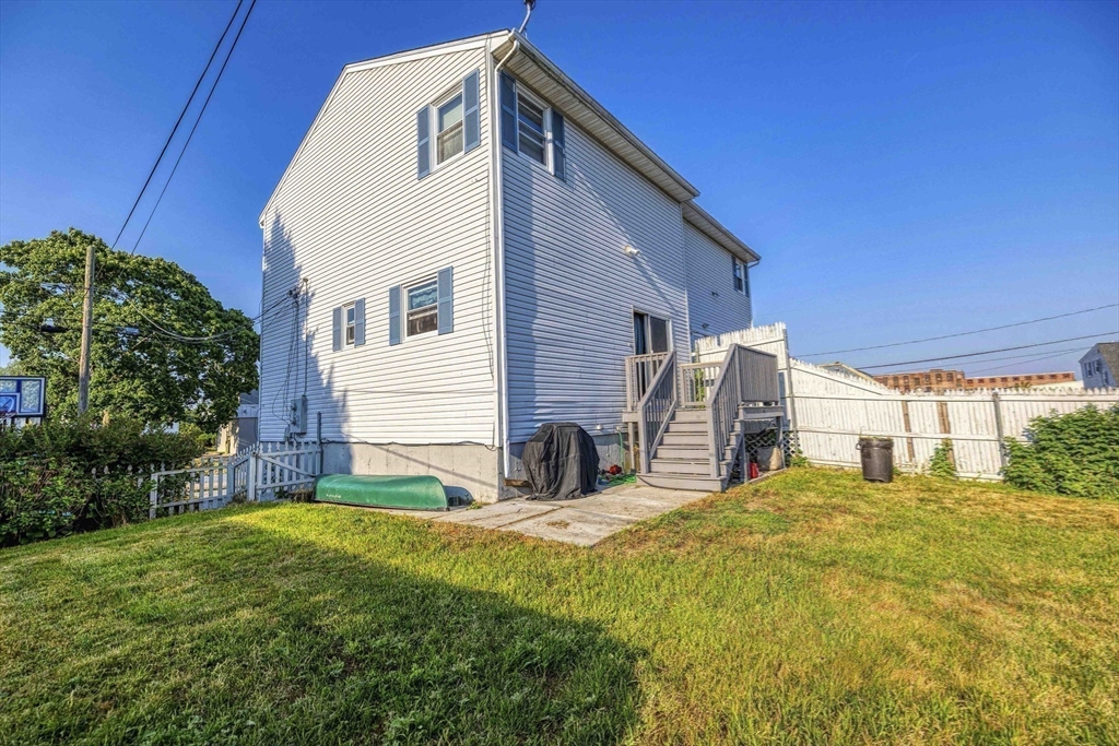 721 Cambridge Street, Unit B Fall River, MA 02721 - Photo 17 of 22