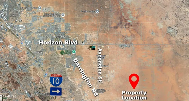 a close up of a shower