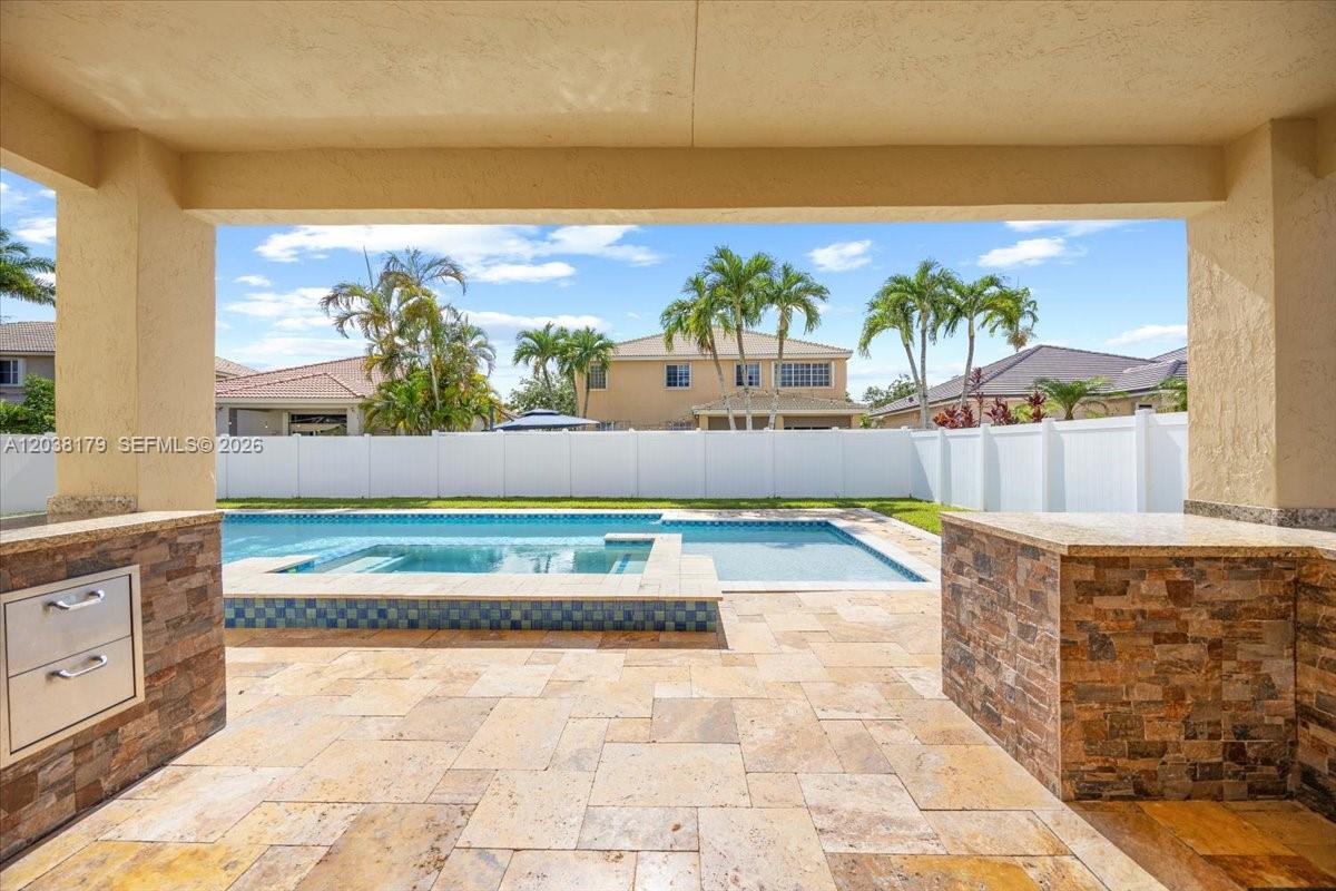 1099 Birchwood Road Weston, FL 33327 - Photo 38 of 59