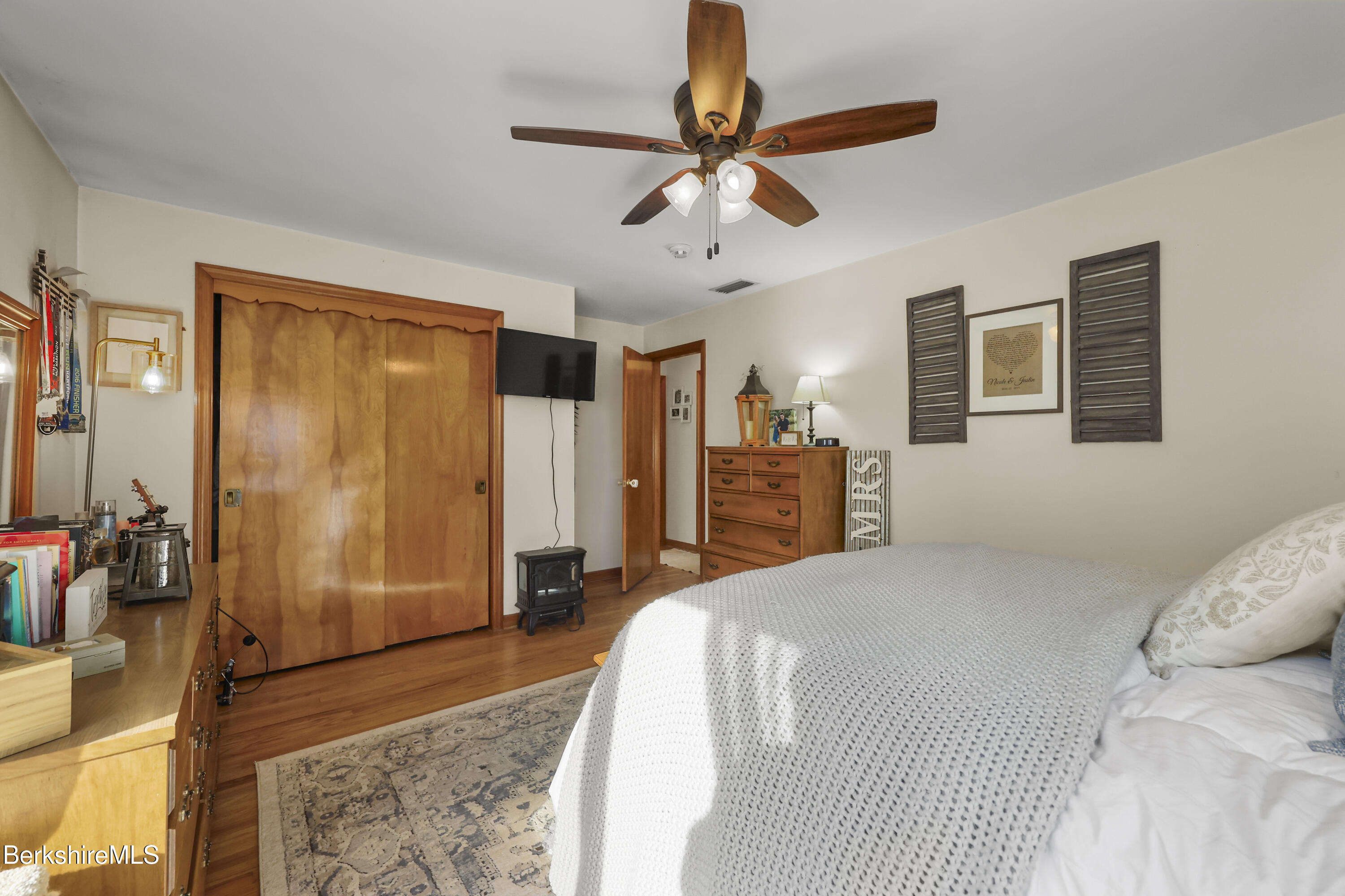 60 Willow Street Adams, MA 01220 - Photo 11 of 31 Primary Bedroom