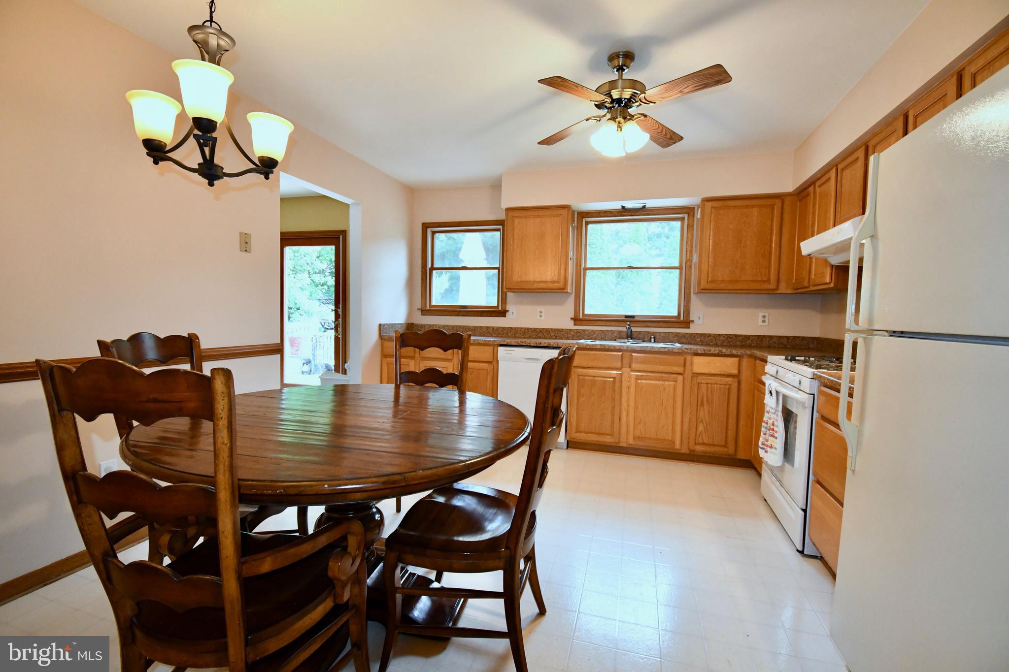 1323 Vanderbilt Road Bel Air, MD 21014 - Photo 10 of 31 Large Eat In Kitchen