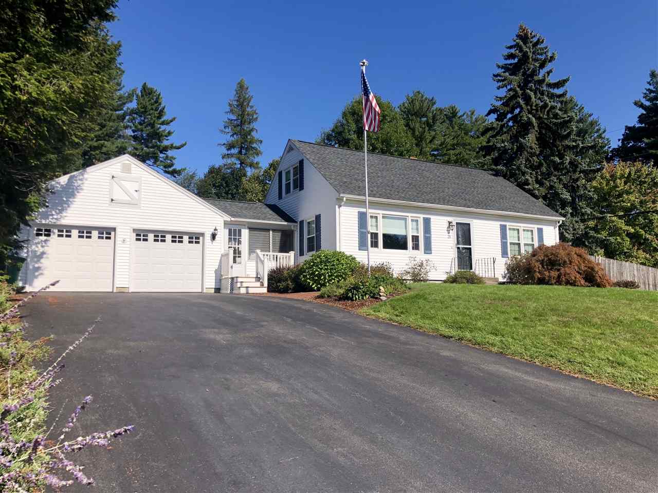 25 Carmine Road Nashua, NH 03063 - Photo 1 of 24
