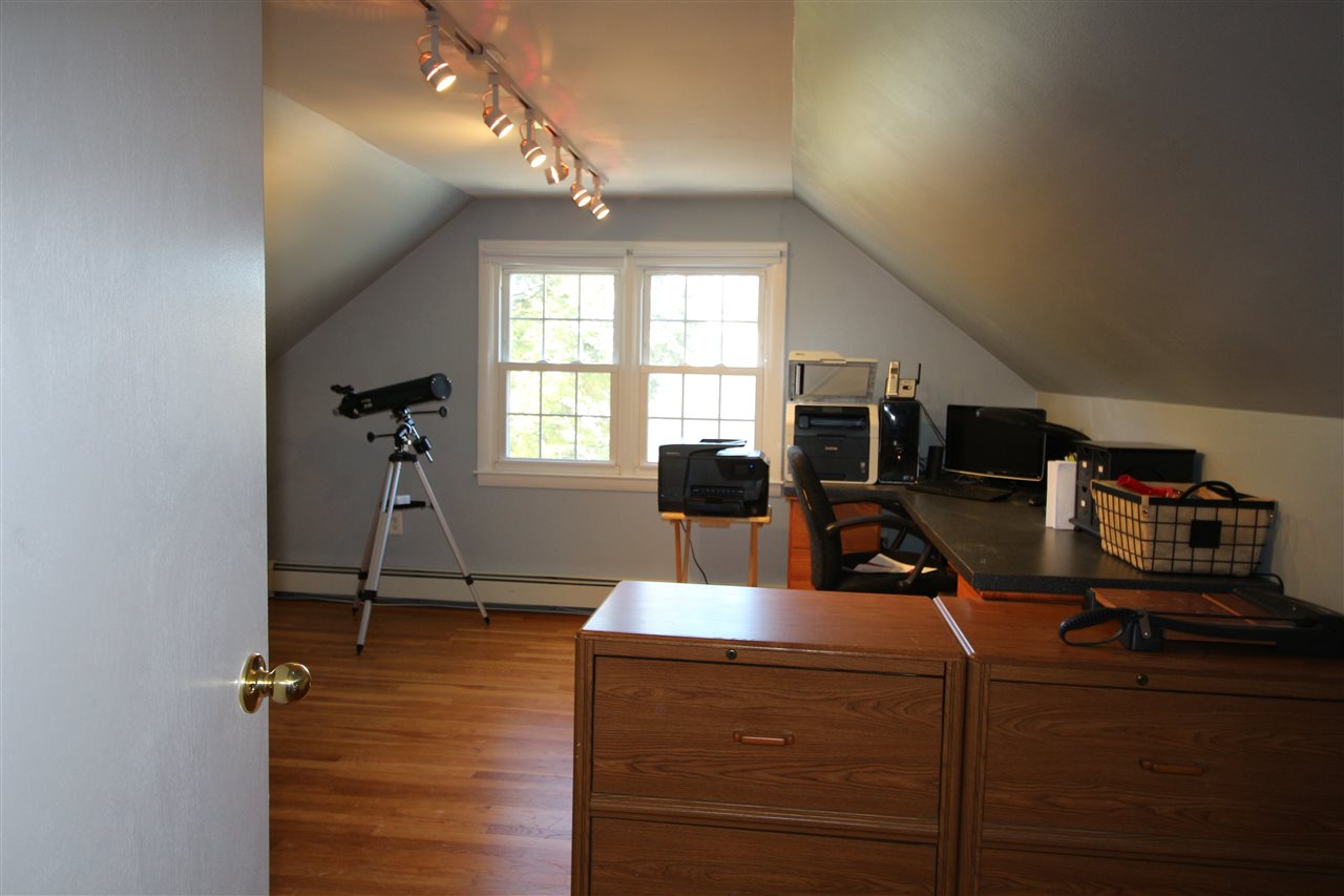 25 Carmine Road Nashua, NH 03063 - Photo 17 of 24