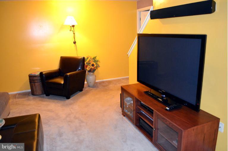 9329 Spring Water Path Jessup, MD 20794 - Photo 7 of 30 Family Room