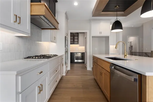 $844,620 | 11275 South Gleason Road, Olathe, KS 66061