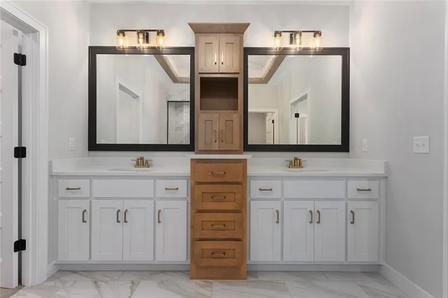 $844,620 | 11275 South Gleason Road, Olathe, KS 66061