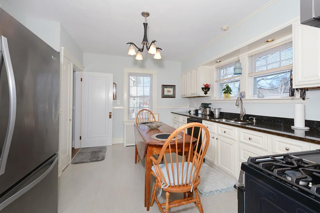 12 Hazelwood Road Worcester, MA 01609 - Photo 20 of 41 Gallery Image 20