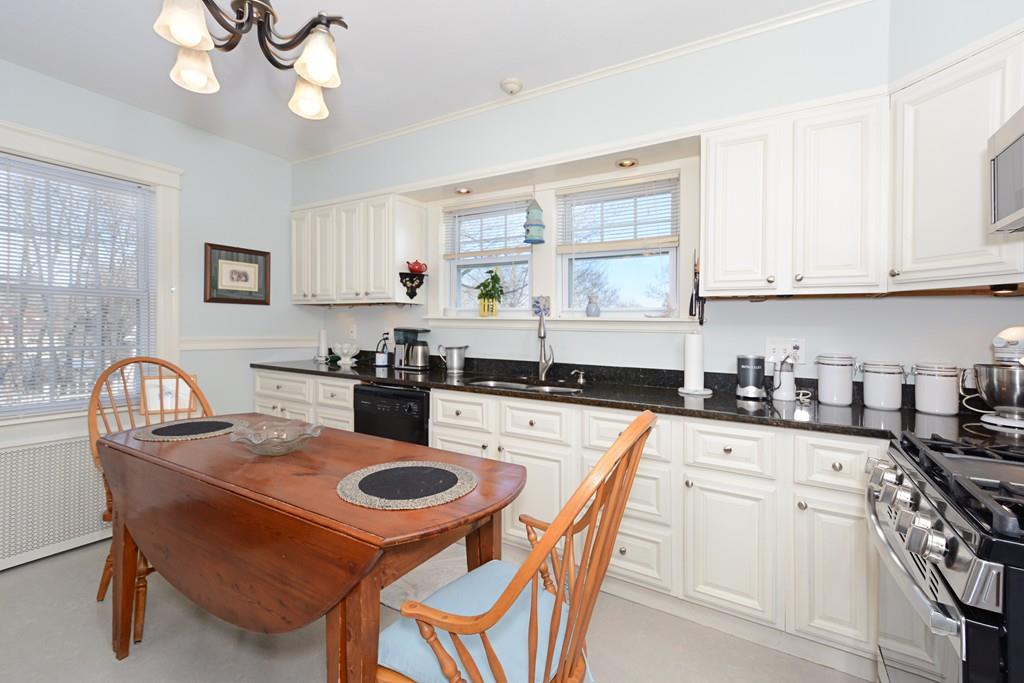 12 Hazelwood Road Worcester, MA 01609 - Photo 21 of 41 Gallery Image 21