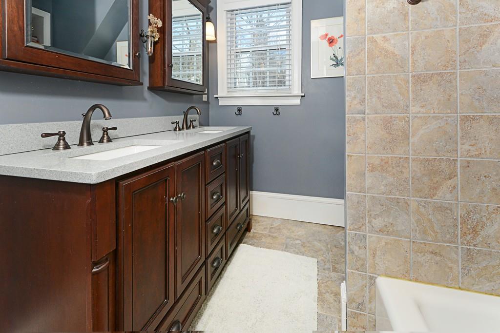 12 Hazelwood Road Worcester, MA 01609 - Photo 27 of 41 Gallery Image 27