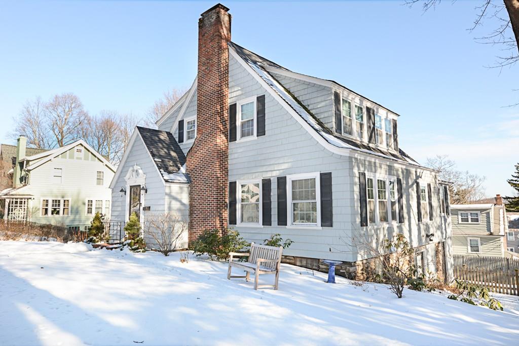12 Hazelwood Road Worcester, MA 01609 - Photo 4 of 41 Gallery Image 4