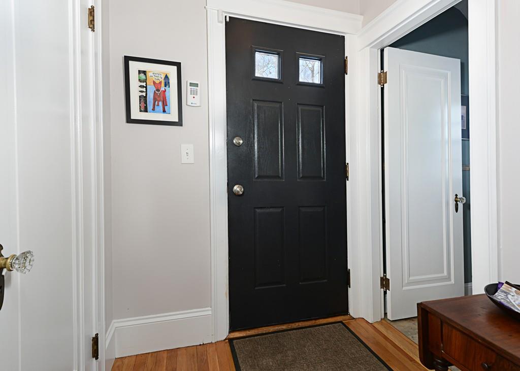 12 Hazelwood Road Worcester, MA 01609 - Photo 6 of 41 Gallery Image 6