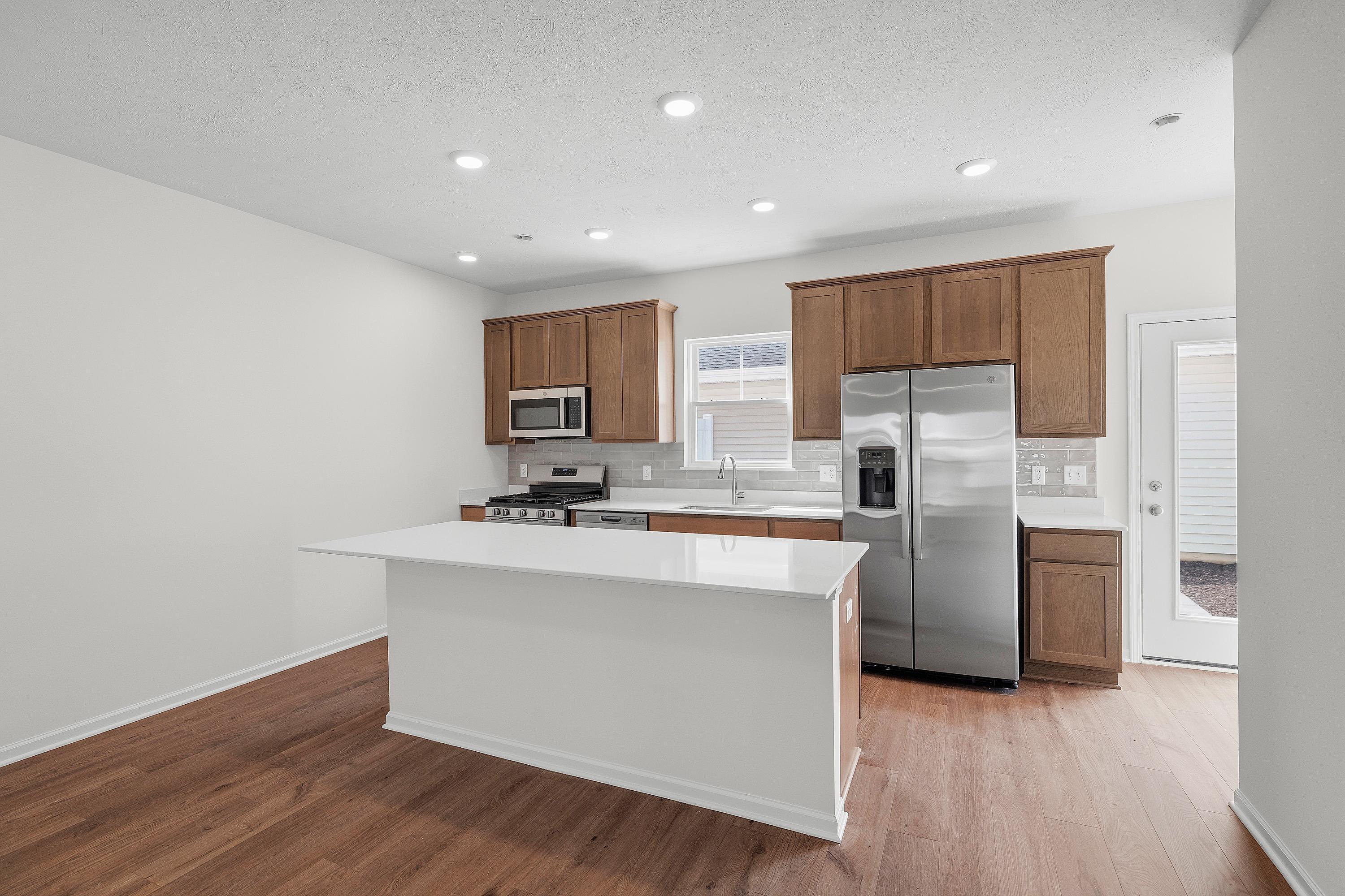 13083 Carolina Street Crown Point, IN 46307 - Photo 4 of 16 3000x2000