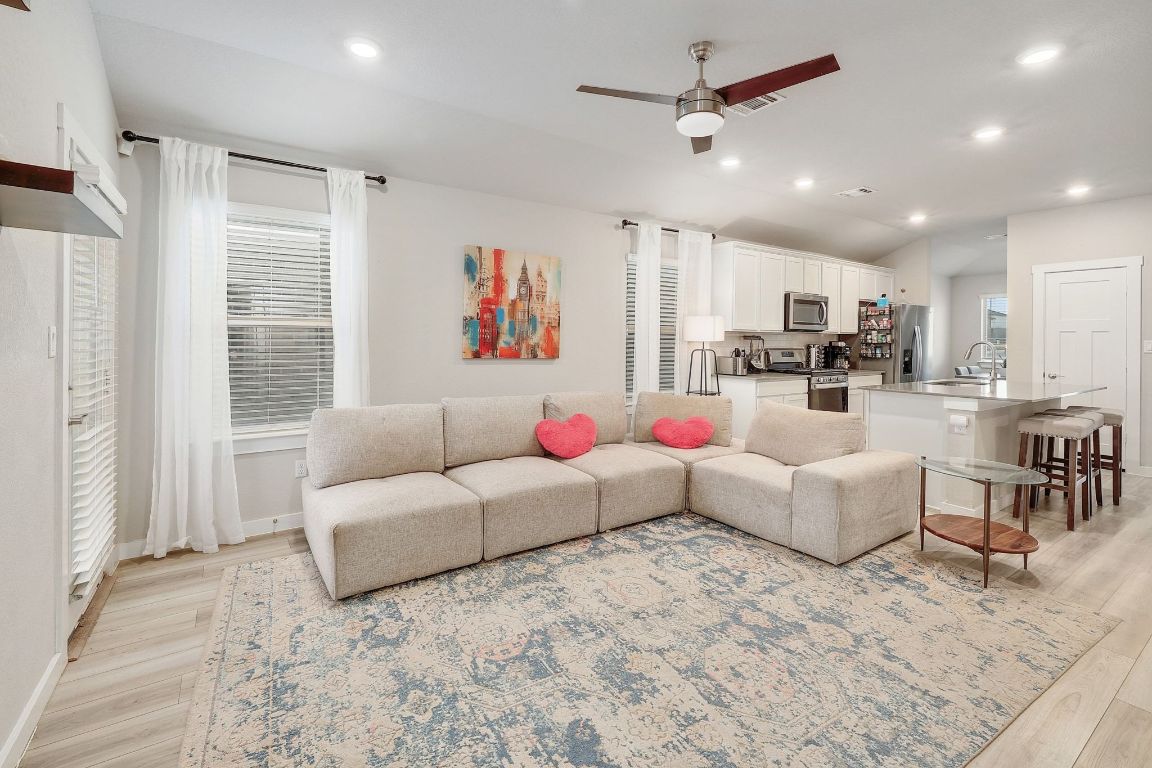 204 Halford Road Georgetown, TX 78633 - Photo 4 of 27 a living room with furniture and a large window
