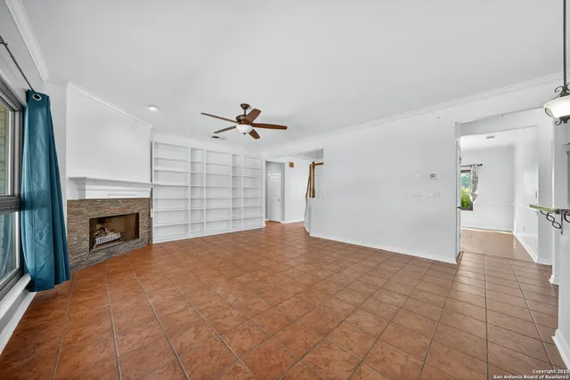 $2,850 | 13510 Mt Olympus, Universal City, TX 78148