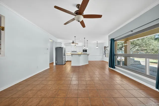 $2,850 | 13510 Mt Olympus, Universal City, TX 78148