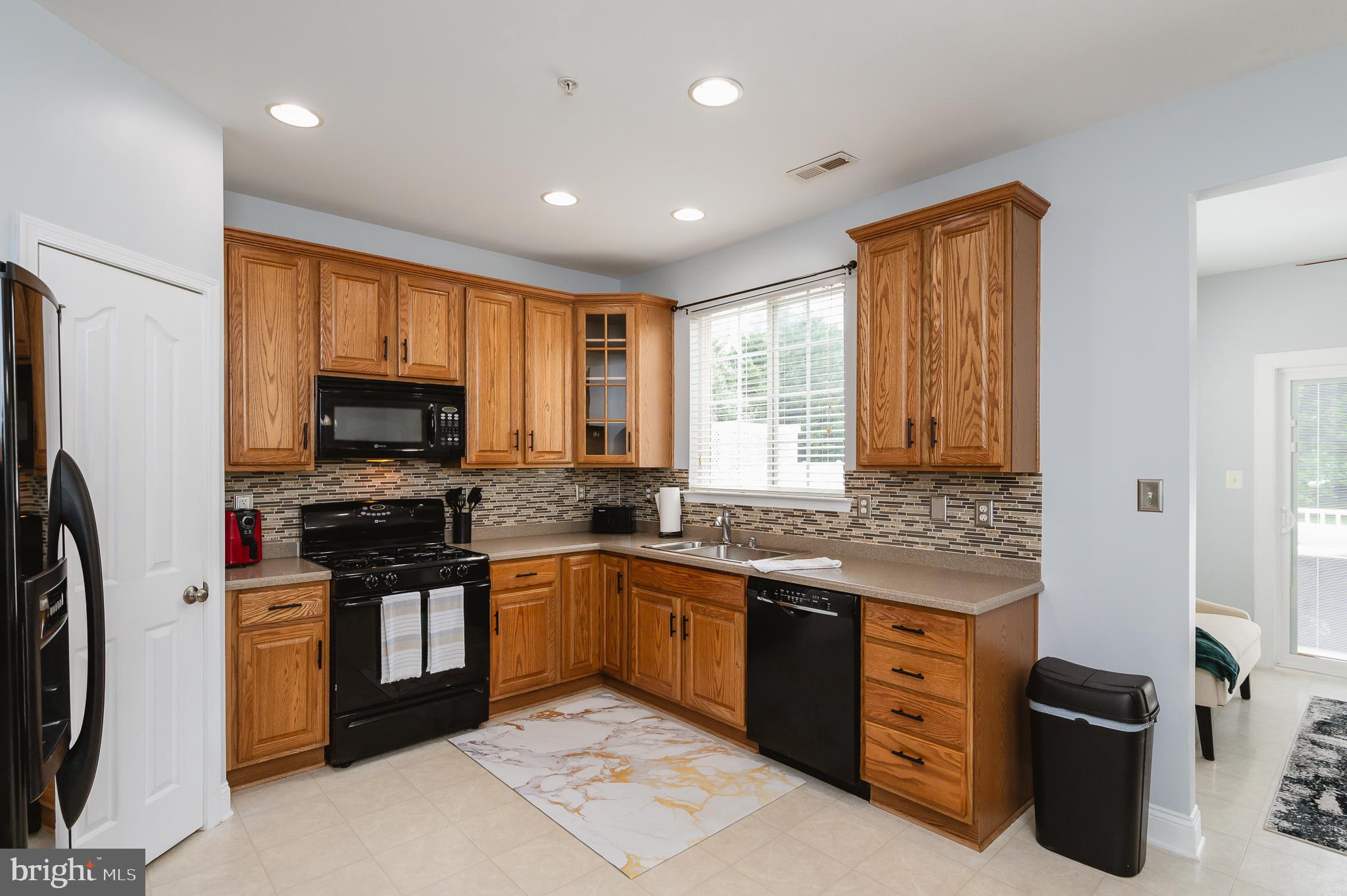 418 Callander Way Abingdon, MD 21009 - Photo 13 of 55 Kitchen