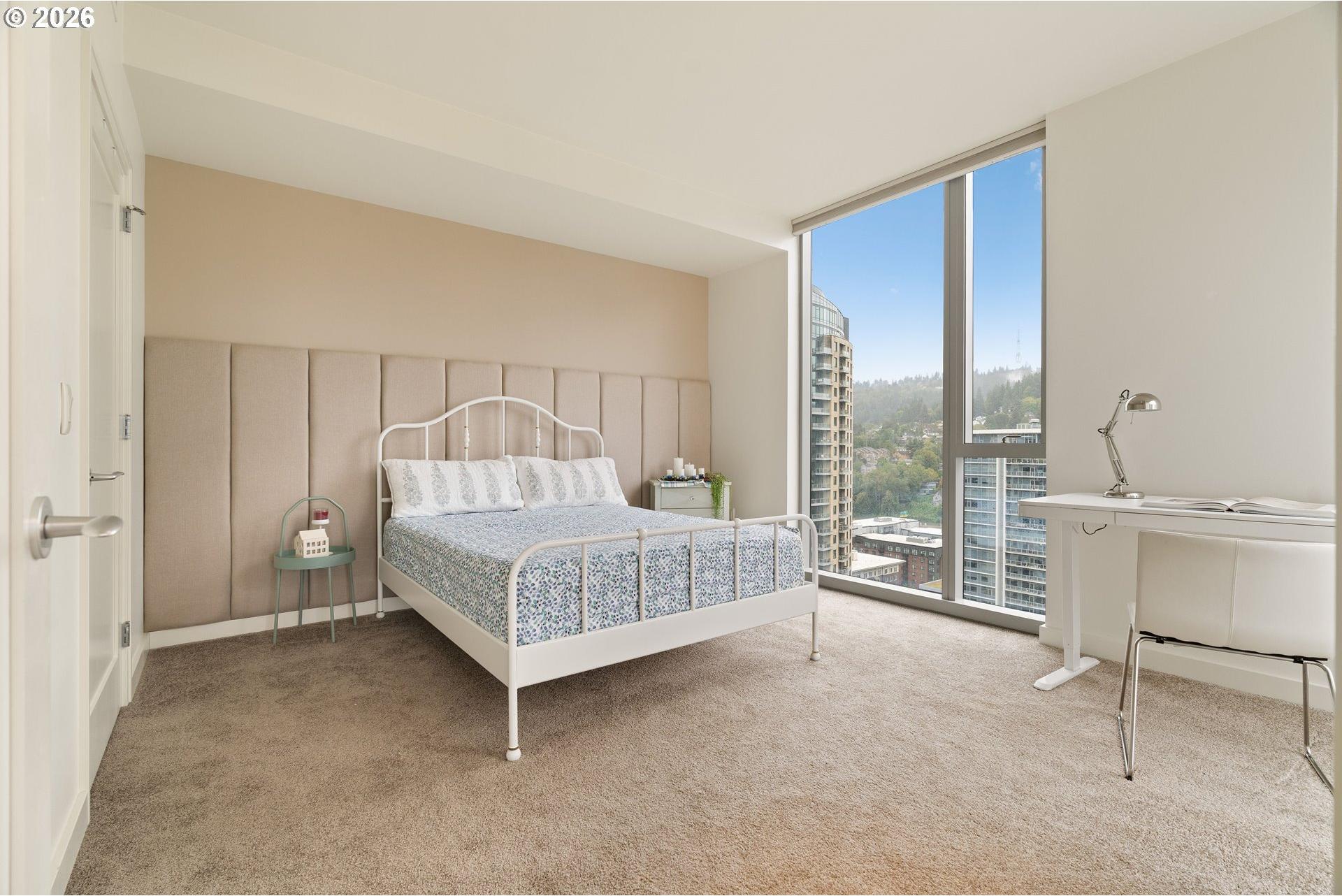 841 Southwest Gaines Street, Unit 2000 Portland, OR 97239 - Photo 21 of 36 Gallery Image 21