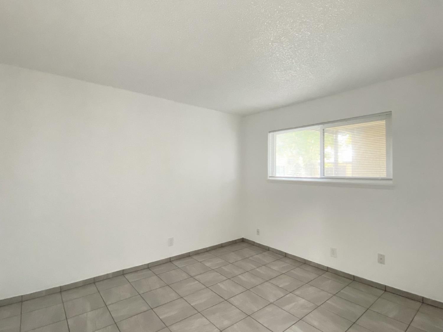 6820 7th Avenue, Unit 8 Rio Linda, CA 95673 - Photo 13 of 15