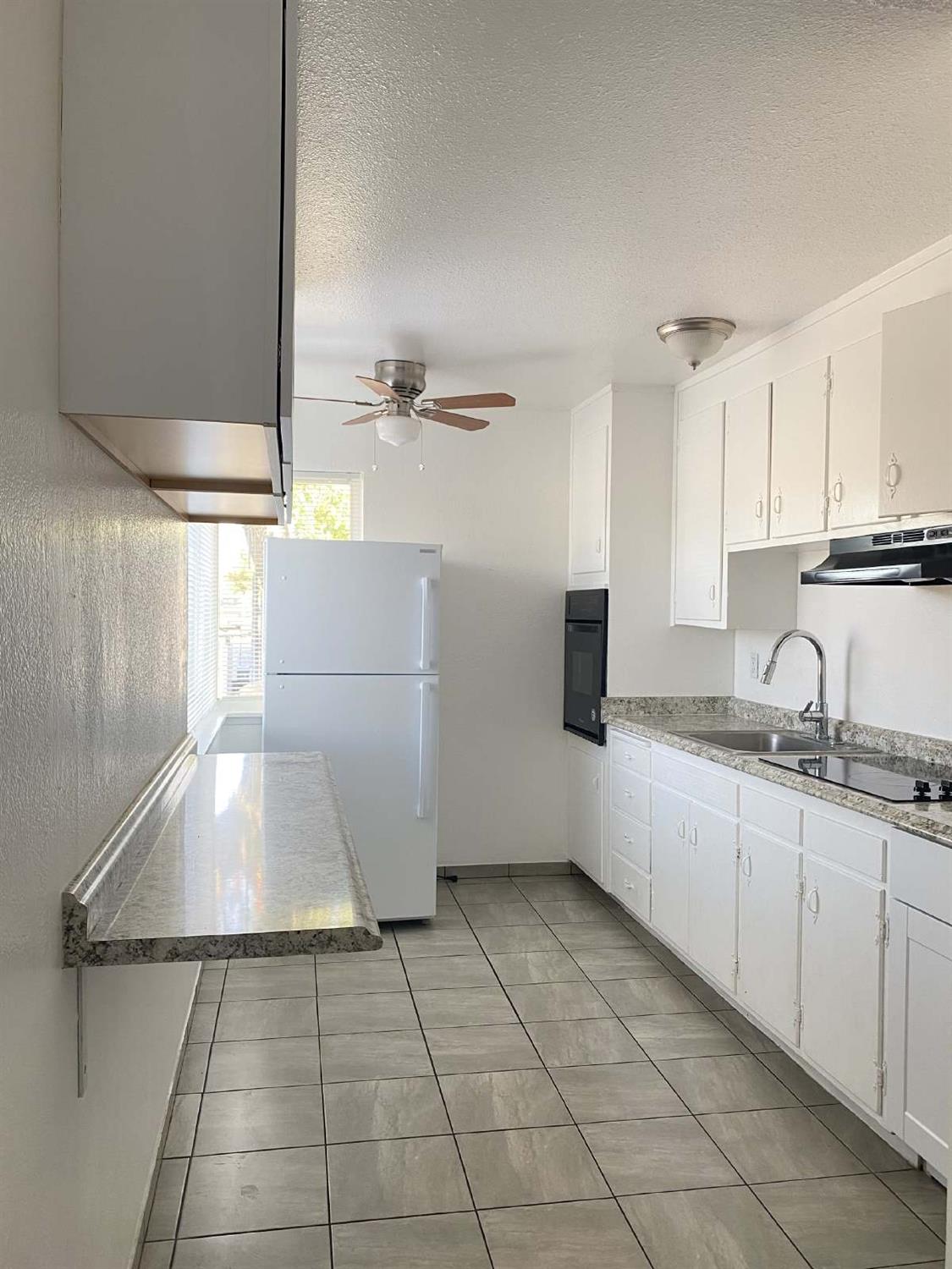 6820 7th Avenue, Unit 8 Rio Linda, CA 95673 - Photo 4 of 15