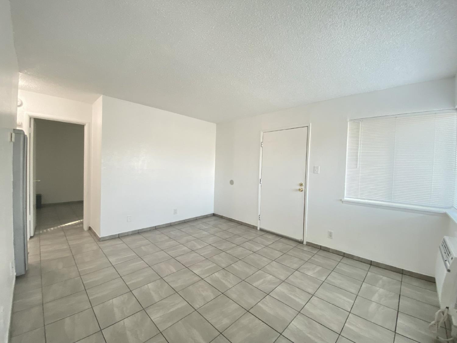 6820 7th Avenue, Unit 8 Rio Linda, CA 95673 - Photo 7 of 15