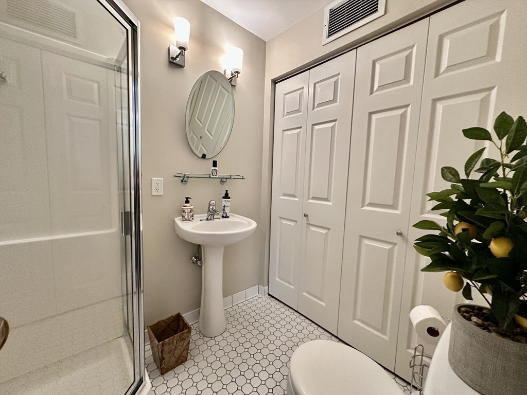 96 Anderer Lane, Unit 5 Boston, MA 02132 - Photo 20 of 28