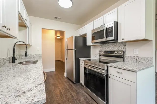 $1,710 | 1805 Greencedar Lane, Winston-Salem, NC 27127