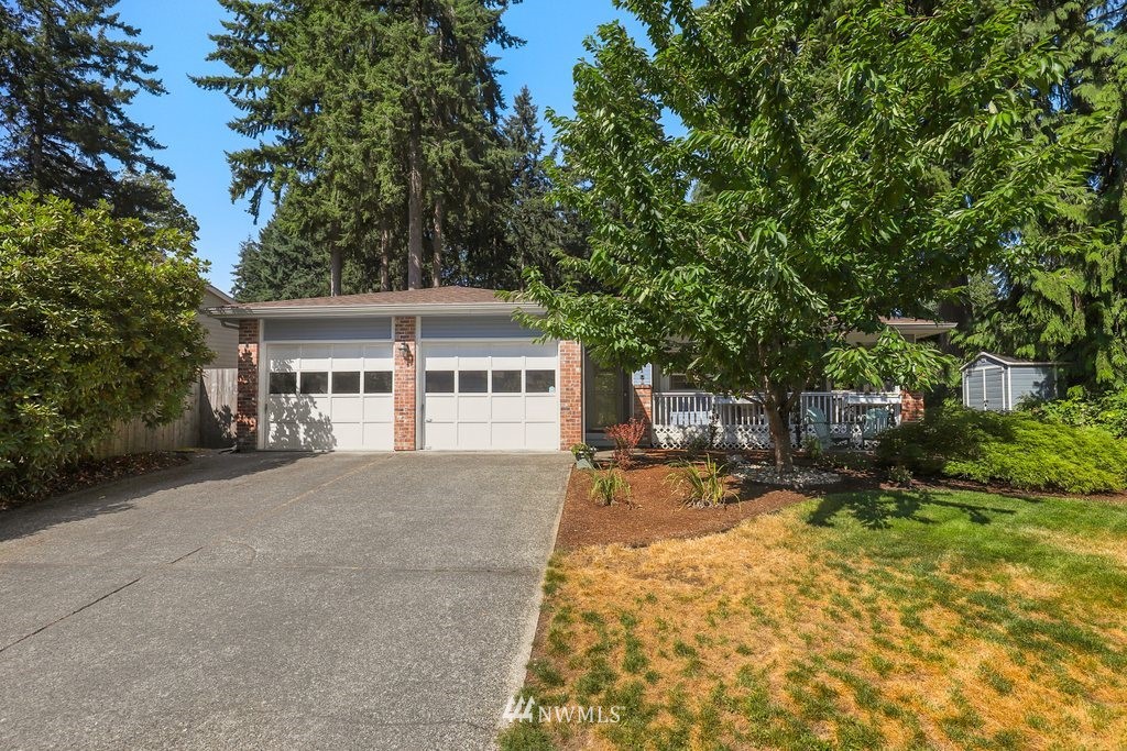 1611 Diamond Road Southeast Lacey, WA 98503 - Photo 3 of 32