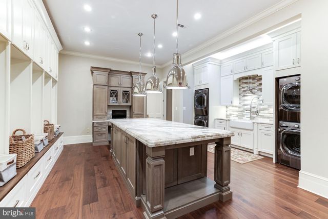 $8,250,000 | 1000 Turkey Run Road, McLean, VA 22101