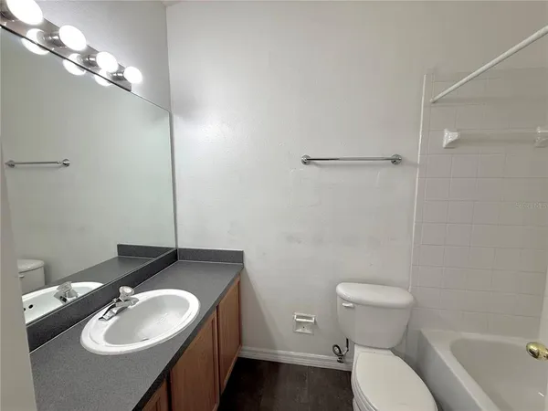 a view of a room with an empty space