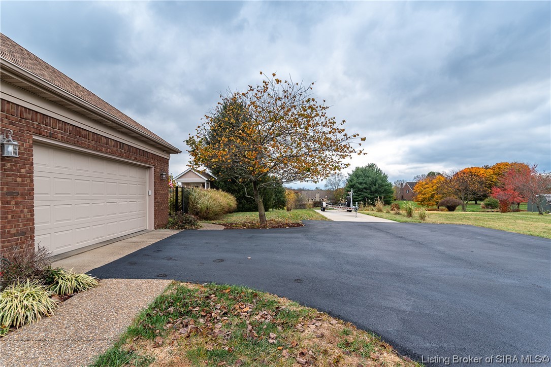 6768 Ridge Pointe Way Charlestown, IN 47111 - Photo 7 of 57