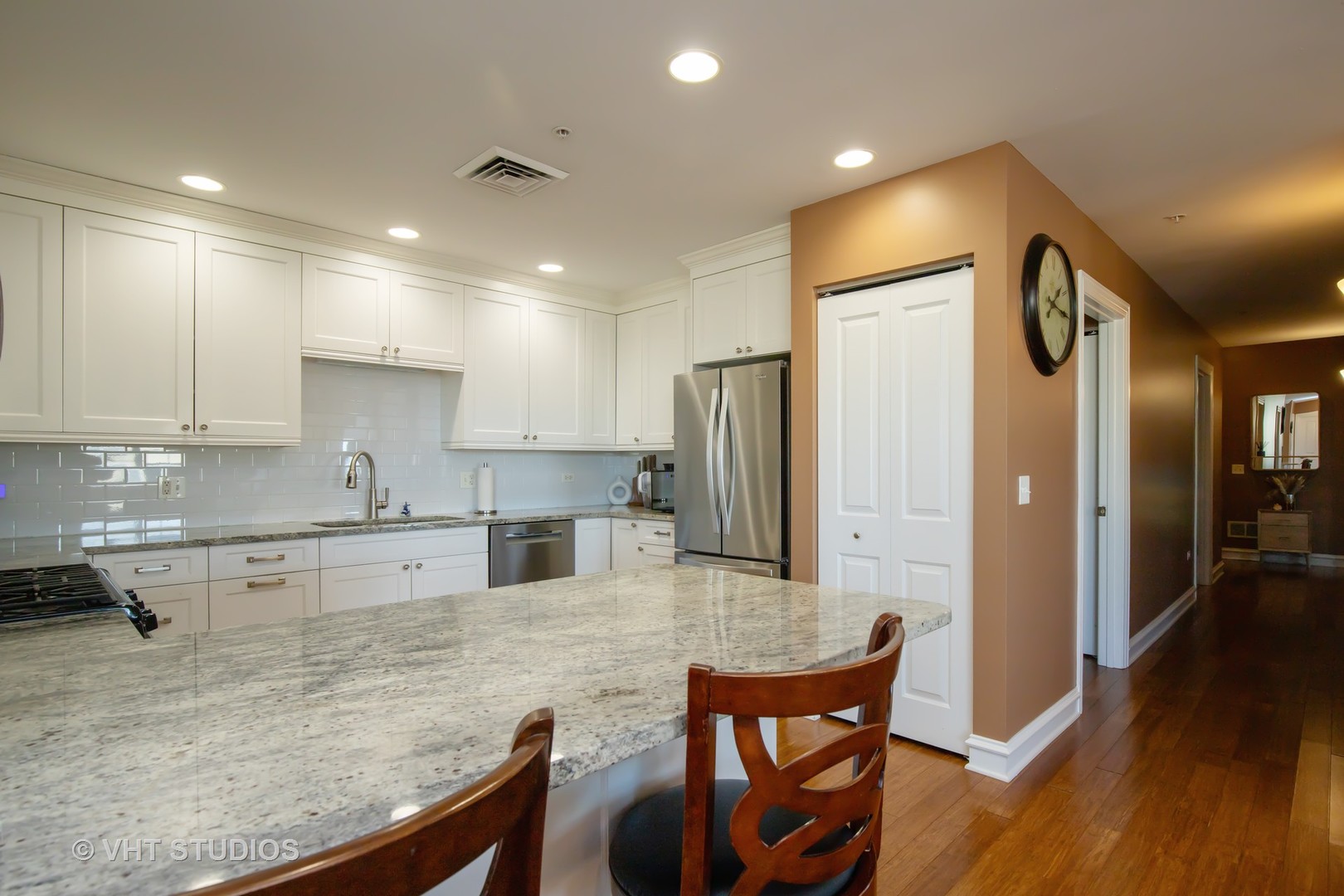 970 Harris Road, Unit 32 Grayslake, IL 60030 - Photo 5 of 23