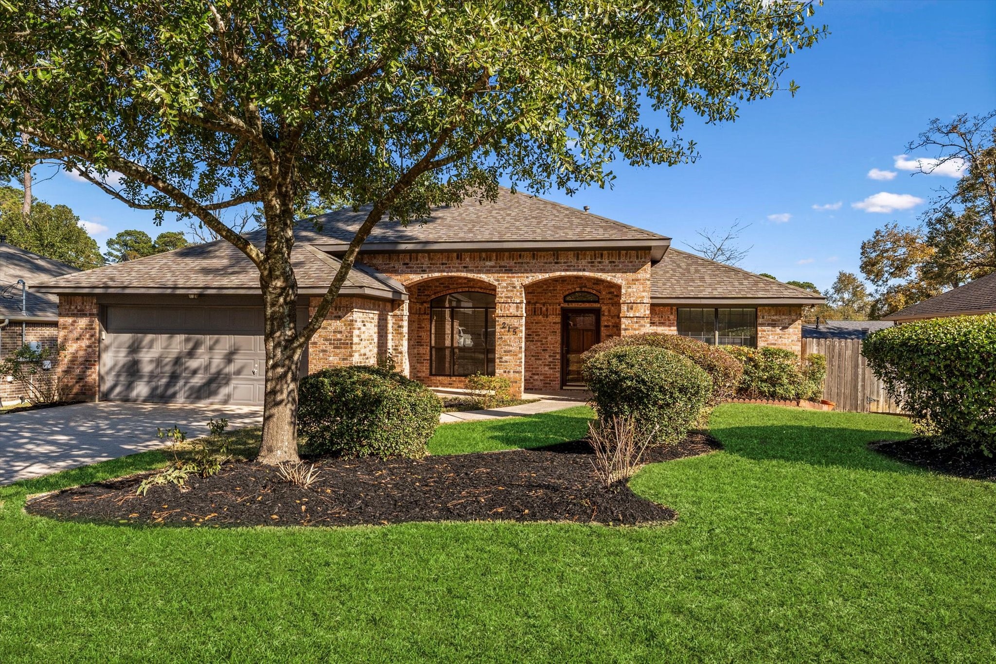 215 Deep Dale Lane Conroe, TX 77304 - Photo 2 of 34 Welcome to 215 Deep Dale Lane, Conroe Texas!