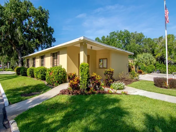 $1,475 | 400 18th Street, Unit M1, Vero Beach, FL 32960