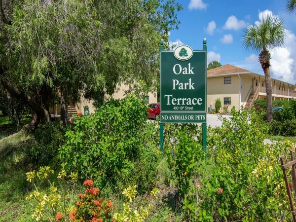 $1,475 | 400 18th Street, Unit M1, Vero Beach, FL 32960