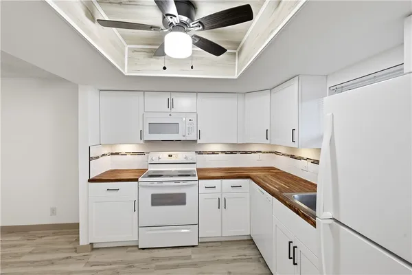 $1,475 | 400 18th Street, Unit M1, Vero Beach, FL 32960