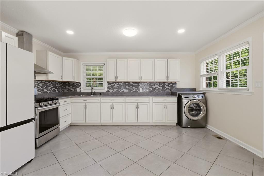 114 North Hall Street High Point, NC 27263 - Photo 9 of 30 Gallery Image 9