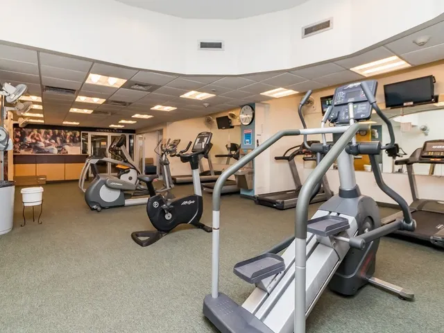 $2,600 | 33 Pond Avenue, Unit 301, Brookline, MA 02445