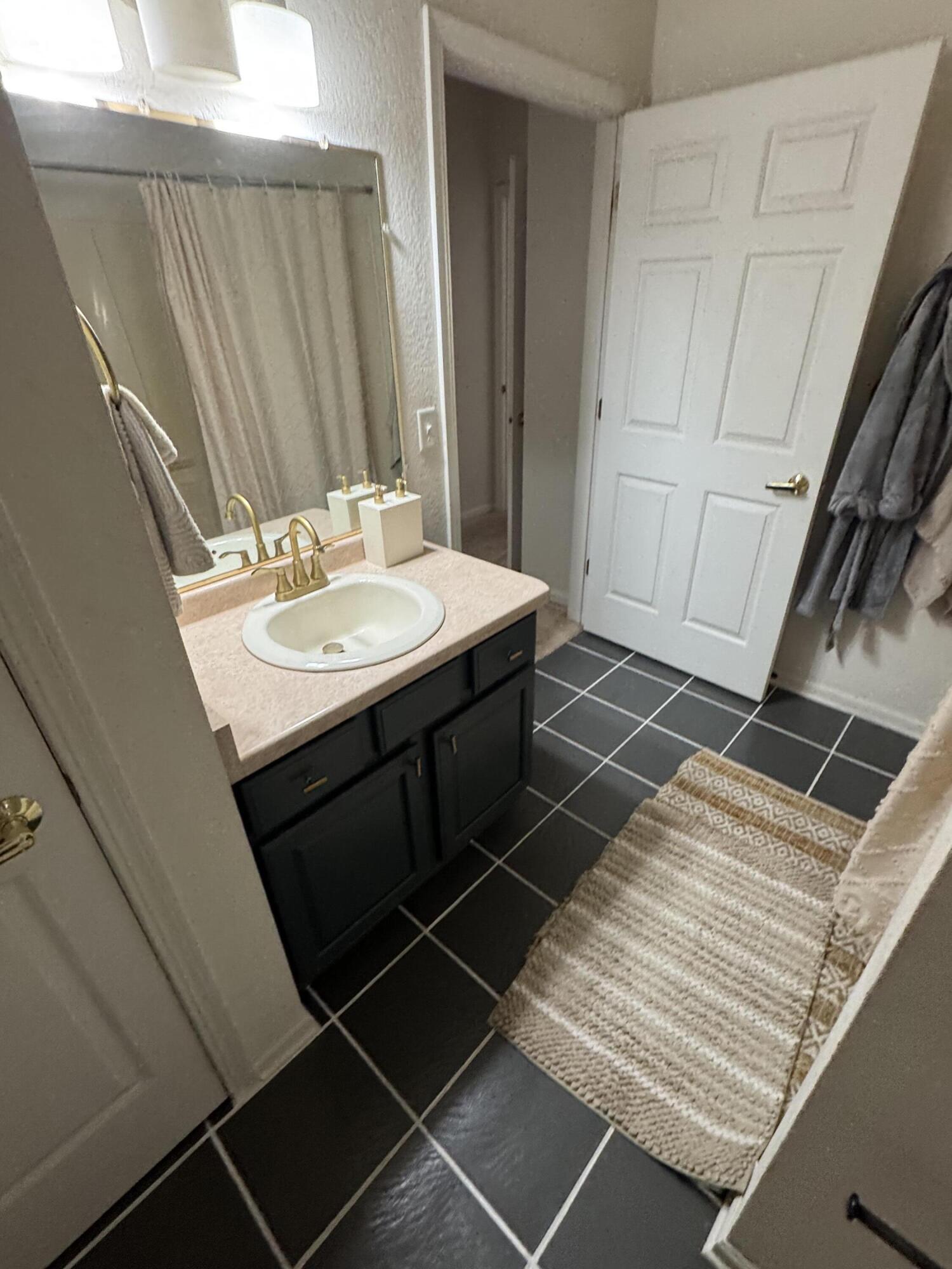 13060 West Bluemound Road, Unit 208 Elm Grove, WI 53122 - Photo 7 of 8 bath