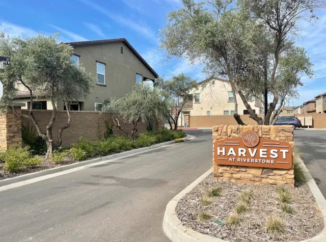 $399,999 | 836 Winchell Way West, Madera, CA 93636