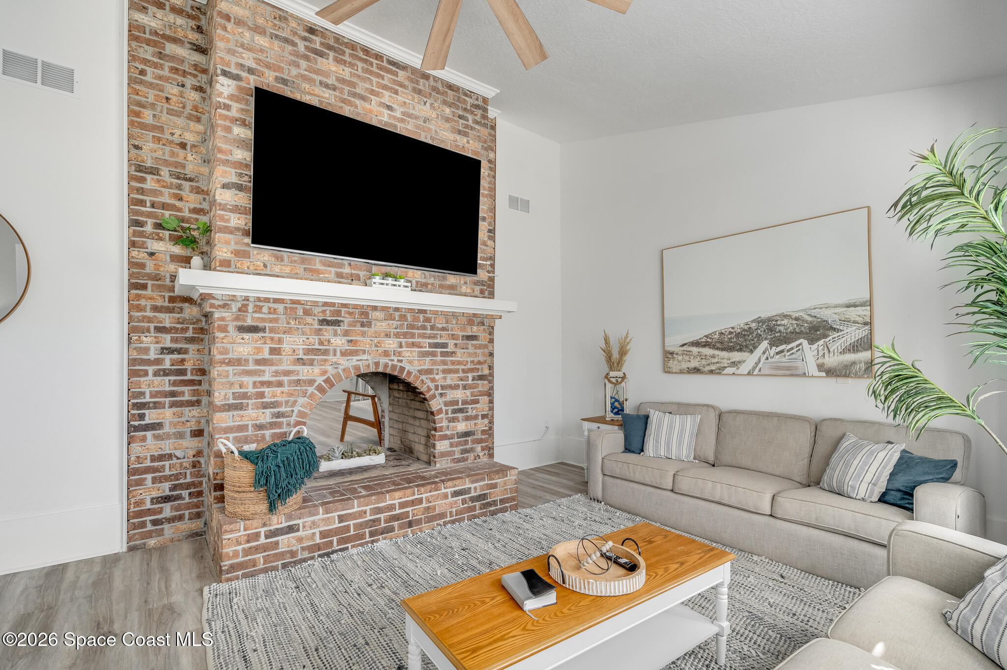 999 Sunswept Road Northeast Palm Bay, FL 32905 - Photo 12 of 85 Living room