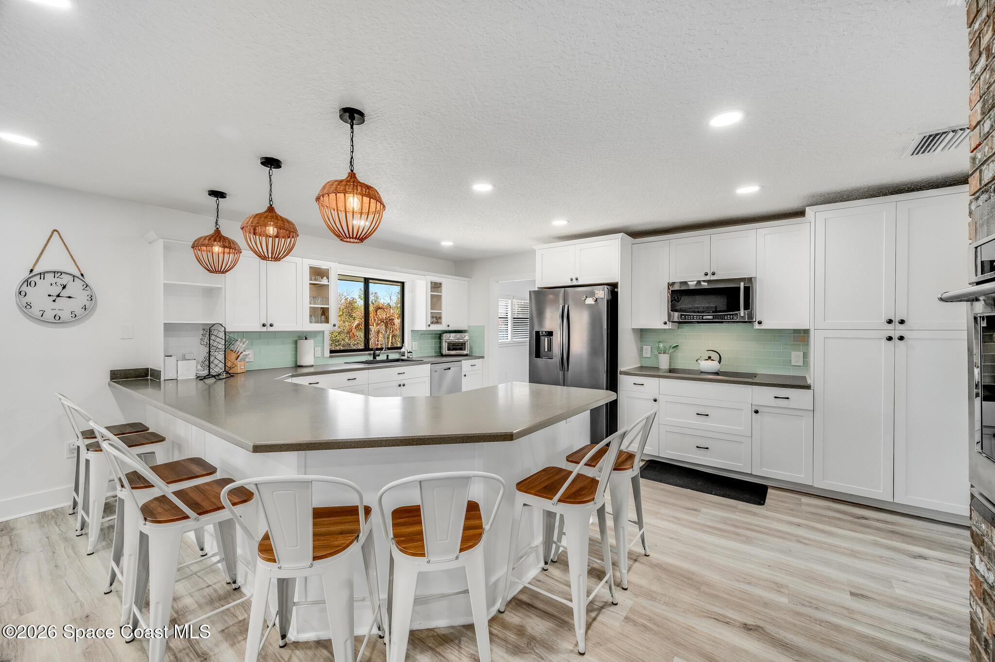 999 Sunswept Road Northeast Palm Bay, FL 32905 - Photo 24 of 85 Kitchen