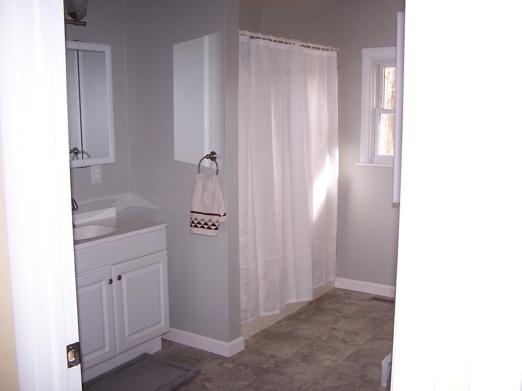 344 Springfield Street Palmer, MA 01069 - Photo 10 of 17 Gallery Image 10