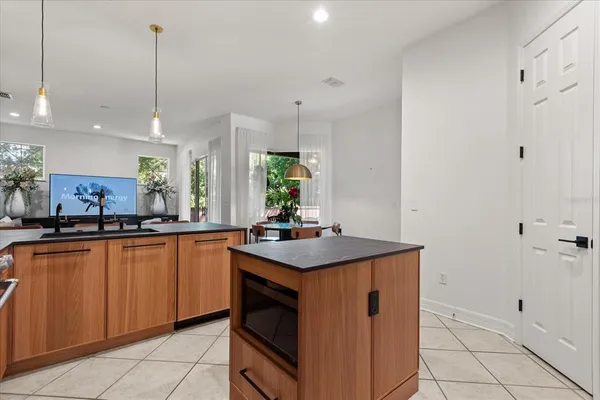 $715,000 | 2210 North Umbria Drive, Sanford, FL 32771