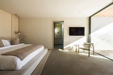 $5,500,000 | 11 Sunnyside Avenue, Shelter Island Heights, NY 11964