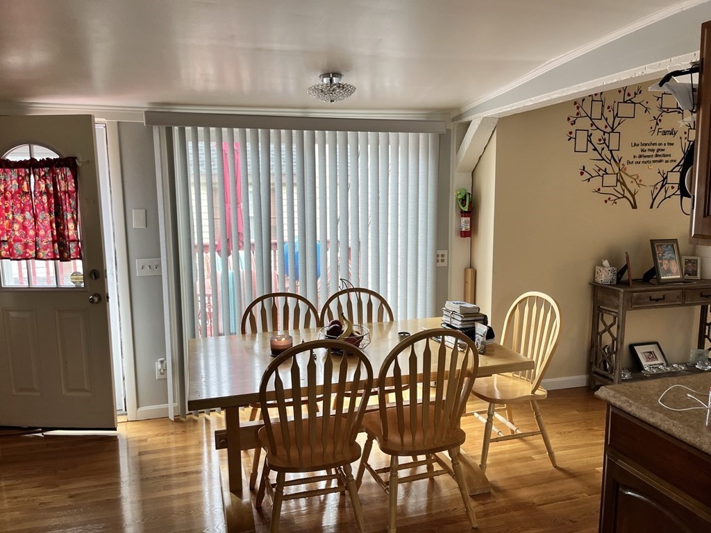295 Maple Street Lynn, MA 01904 - Photo 12 of 33