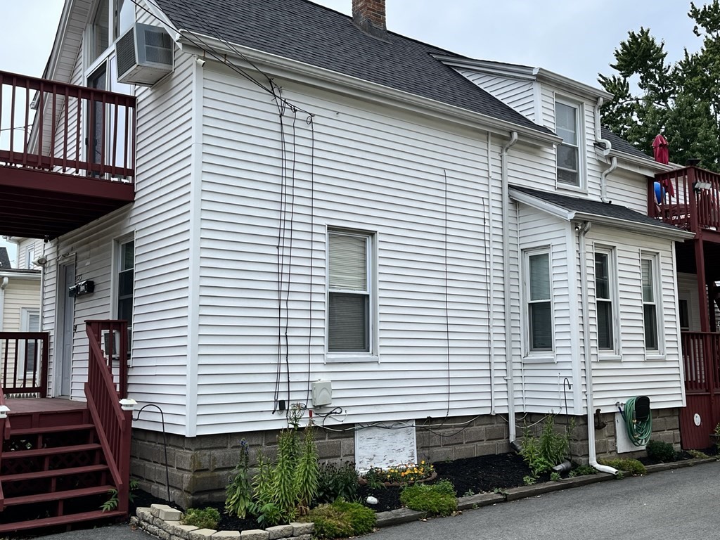 295 Maple Street Lynn, MA 01904 - Photo 2 of 33