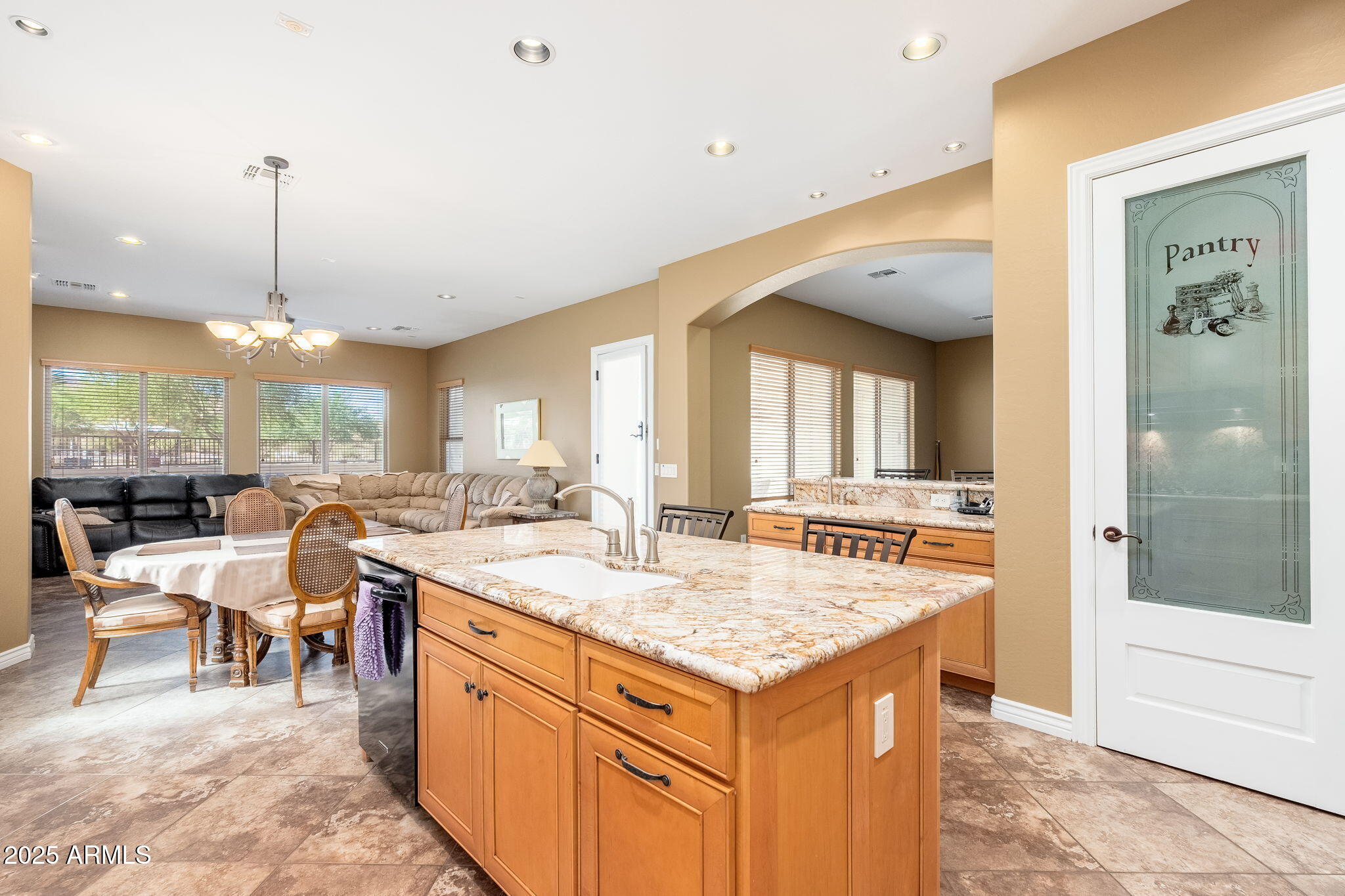 213 East Summerside Road Phoenix, AZ 85042 - Photo 13 of 39 213 E Summerside Rd - 15
