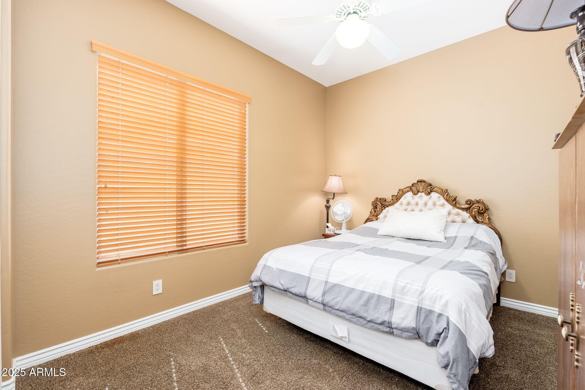 213 East Summerside Road Phoenix, AZ 85042 - Photo 25 of 39 213 E Summerside Rd - 27