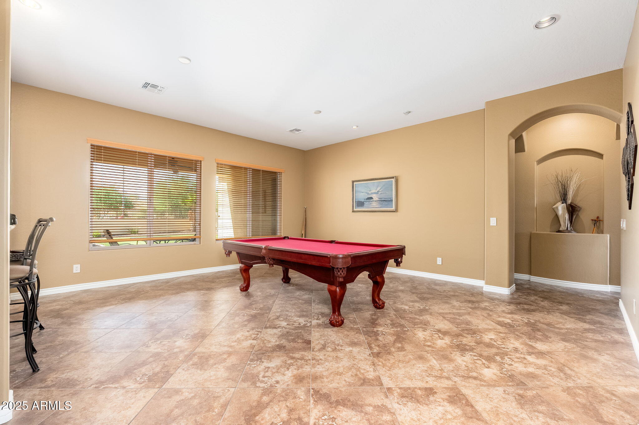 213 East Summerside Road Phoenix, AZ 85042 - Photo 5 of 39 213 E Summerside Rd - 06